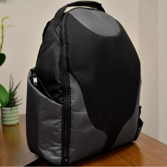 Canon EOS 50D Black Digital Camera Kit - Picture 8 of 15